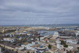 Image du Maroc Professionnelle de  Sur cette vue aérienne on découvre un panorama les transformation apporté à la darse portugaise du vieux port de Casablanca. au premier plan et à droite la direction (Casablanca district du port), juste derrière "Le port de pêche". Mais le plus important est au centre cela concerne la darse portugaise qui a été transformé en en forme de radoub dotée de bateau-porte pour la mise à sec ou à flot des unités maritimes allant jusqu’à 150m, Casablanca, Samedi 11 Avril 2009. (Photo / Abdeljalil Bounhar) 